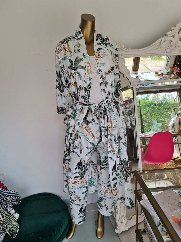 Jazzy Jungle Kimono ~ White