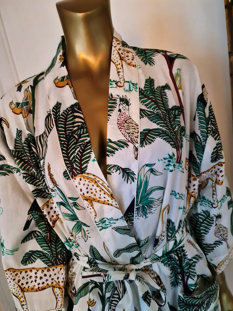 Jazzy Jungle Kimono ~ White