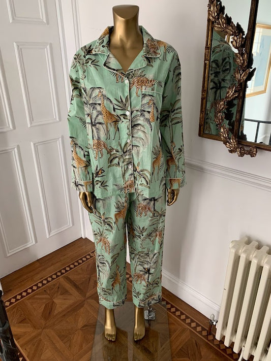 Jungle love Full Length Pyjamas ~ Pistichio